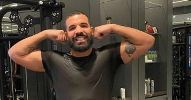 Nj&euml; gol n&euml; minutat e fundit i sjell Drake mbi 1 milion dollar&euml;