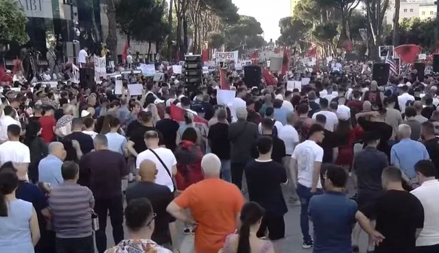 Qytetarja: Kryeministër, diaspora këtë vit nuk do vij për