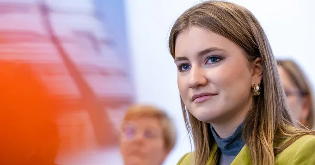 Donald Trump ndalon studentët e huaj të studiojnë në