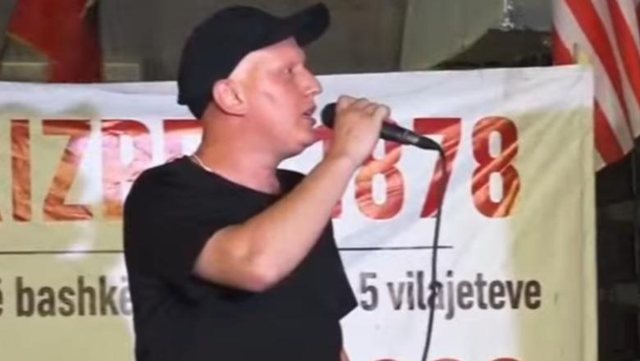 Gazetari Osman Stafa bën kallëzim në polici: 2 persona më