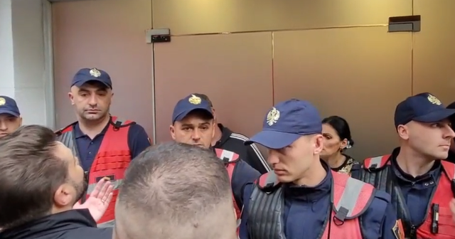 Zyra e patronazhimit të PS-së në Tiranë/ Kadidatja e