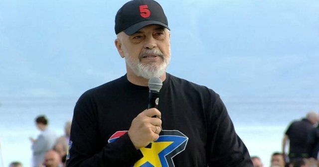 "Në aeroportin e Vlorës do punësohen mbi 1000