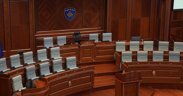 Pengesë pas pengese/ 3 muaj nga zgjedhjet, Kuvendi i Kosovës ende i