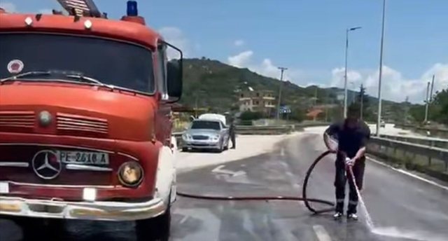 Aksident në aksin Peqin-Elbasan