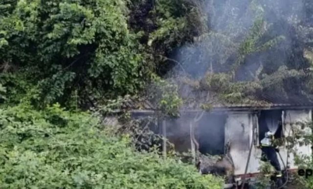 Tragjedi në Greqi, 4 vëllezër humbin jetën të djegur