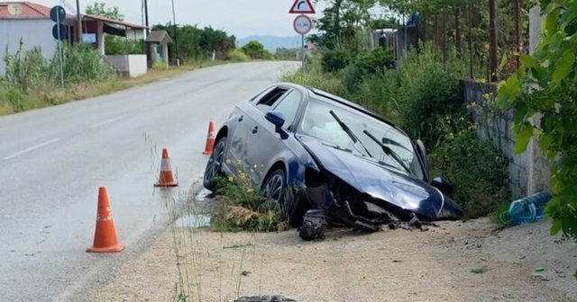 Aksidentohen 5 shtetas të huaj në aksin Roskovec-Ura Vajgurore, mjeti