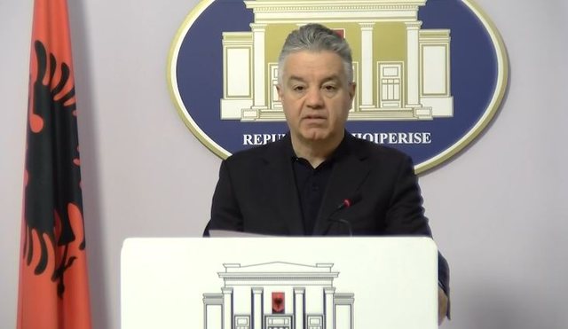 4.3 mln euro për koncertin e Kanye West/ PD i kërkon KLSH të