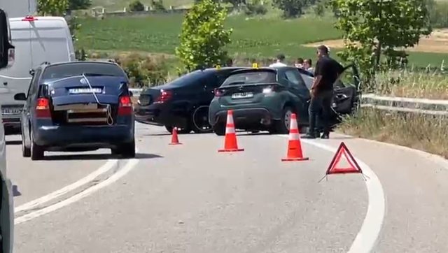Aksidenti i pes&euml;fisht&euml; n&euml; autostrad&euml;n Levan-Tepelen&euml;,