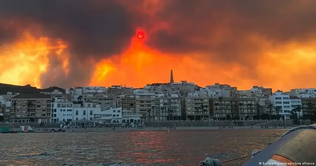12 viktima dhe shumë të zhdukur nga zjarret në Spanjë,