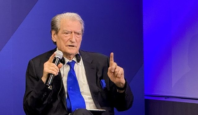 Konferenca e PPE/ Berisha: Shqipëria në krizë, nevojitet qeveri