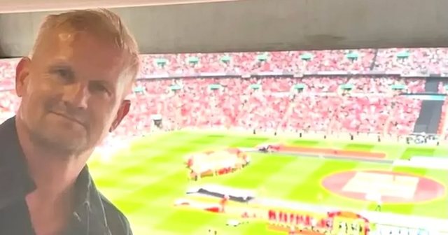 Alf-Inge, babai i Erling Haalandit ironizon: Pun&euml; e shk&euml;lqyer,
