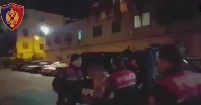 Incidenti mes Nokës dhe votuesit në Vorë/ Kush është