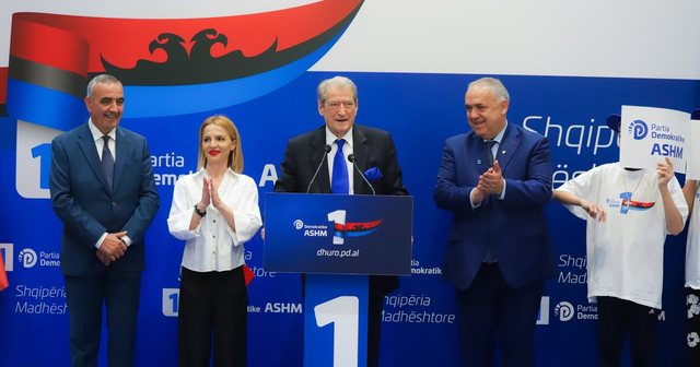 Presidenti i Urdhrit të Maltës dhe ministrja kroate në