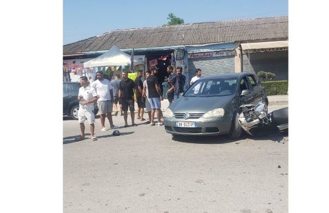 Aksident n&euml; Novosel&euml;, nj&euml; i plagosur