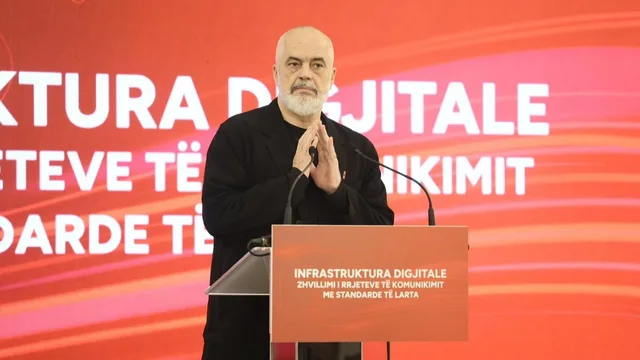 “Mos rrini në Tiranë, por punoni”/ Rama kërcënon