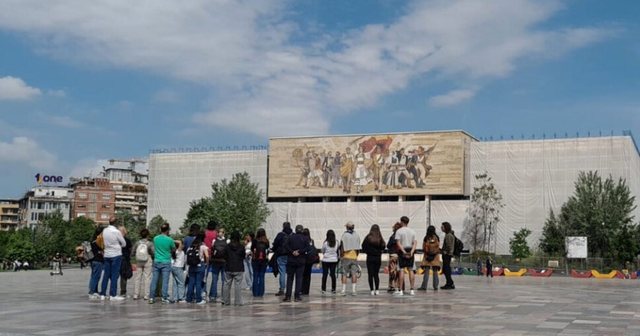 Të dhënat e INSTAT: Turizmi me rritje të dobët dhe në