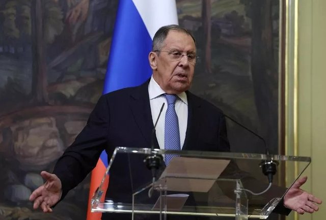 Lavrov sulmon BE-në: Po përgatiten për luftë me Rusinë