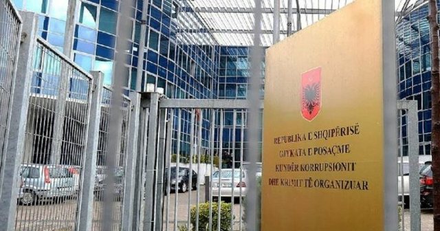 Nis seanca në GJKKO/ Meta dhe Kryemadhi të pranishëm në