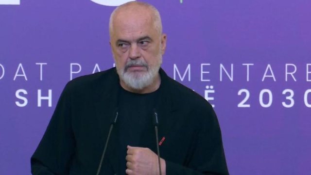 Largimi i Koçekut nga PS/ Rama e ‘thumbon’: Filloi të