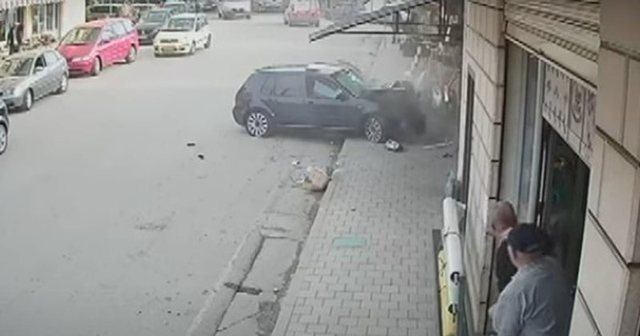 Aksidentoi në gjendje të dehur punonjësin e policisë në