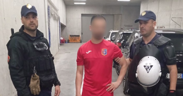 FOTO/ Arrestohet në stadium &#039;mjeku&#039; i Vllaznisë, iu