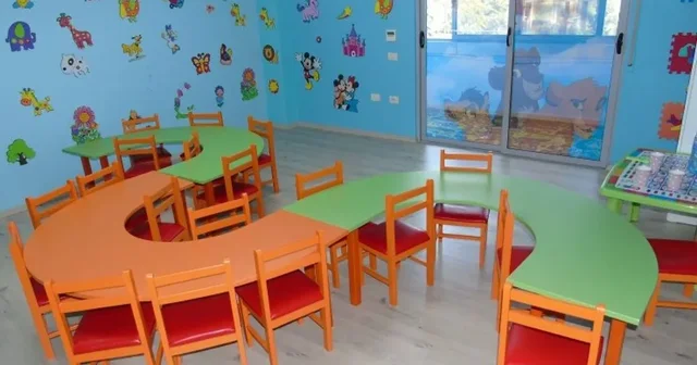 Helmimi i fëmijëve nga bakteri salmonela në Gramsh, ngrihet grup