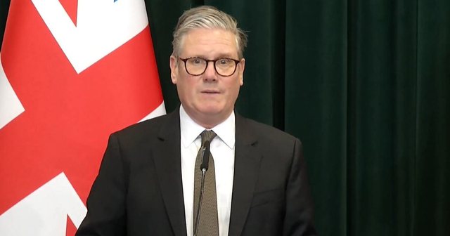 Starmer: Ulja e numrit të gomoneve, mesazh për punën që