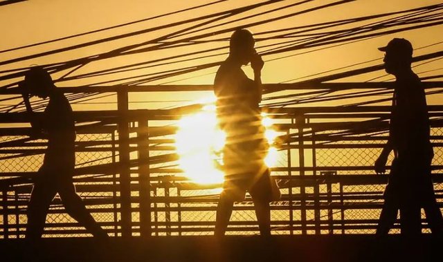 Bota para nj&euml; El Ni&ntilde;o m&euml; ekstrem t&euml; 140 viteve t&euml;