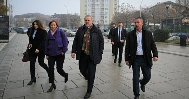 Torres: Dezinformimi i Rusisë dhe Kinës kërcënon