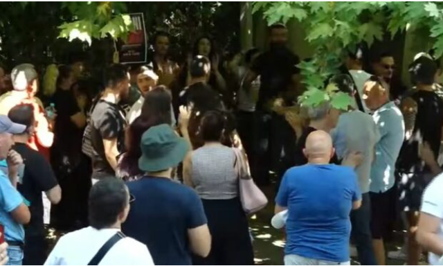 Protestuesit thirrje në kor para Gjykatës: Rama në burg,