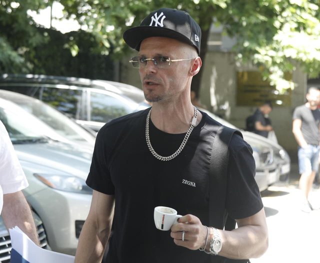 Hyri e doli nga SPAK me filxhan, Cllevio për protestat: Jam me bosin