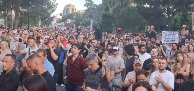 Jehona p&euml;r Zv&euml;rnecin "kap&euml;rcen" kufijt&euml;,