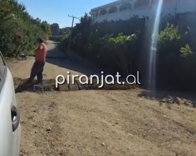 Denoncimi: Pronari i një vile në Karpen vendos pengesa dhe bllokon