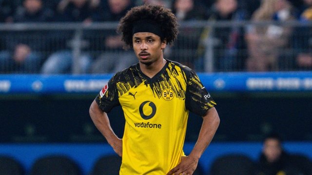 Thuajse e kryer, Barcelona pranë transferimit të sulmuesit që u