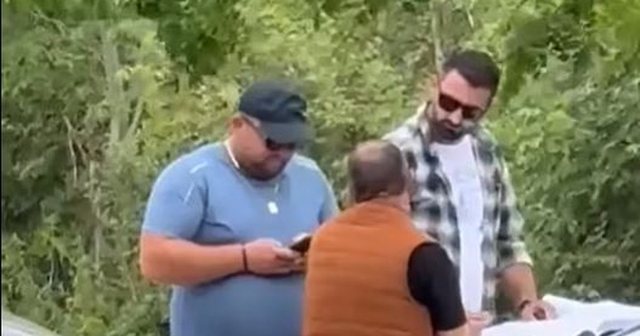 Sharka ndan pamjet: Patronazhistët në fshatin Kasharaj