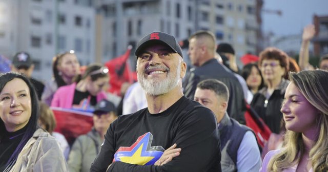 Zgjedhjet në Shqipëri/ Media greke: Rama po kandidon për një
