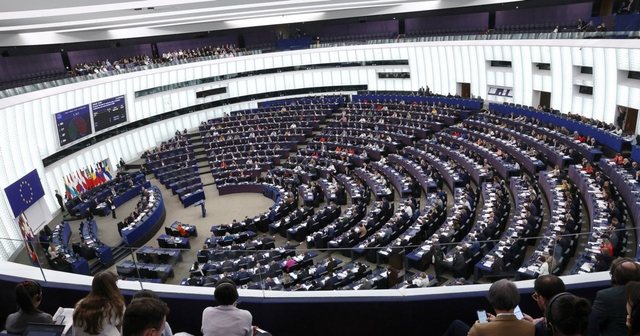 PE: Kosova të bëjë reforma për t&#039;iu afruar