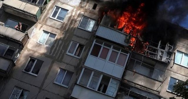 Jeta n&euml;n zjarrin e frontit/ Druzhkivka mes dron&euml;ve, vdekjeve dhe