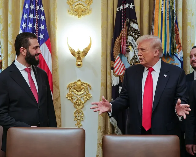 Bised&euml; telefonike mes presidentit sirian Al-Sharaa dhe Trump,