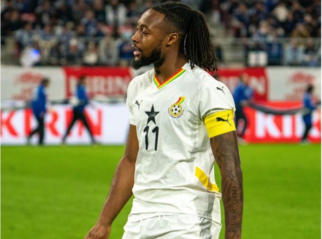 Nga i larguar prej futbollit, te lider në Botëror/ E refuzuan 5 klube,