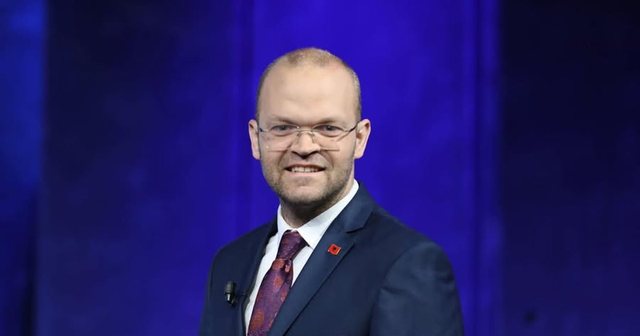 "Nuk kam pasur tutor votash, as njerëz me influenca!" Mori mbi 8