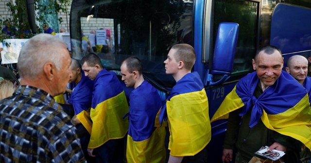 Rusia dhe Ukraina këmbejnë qindra ushtarë në ditën e