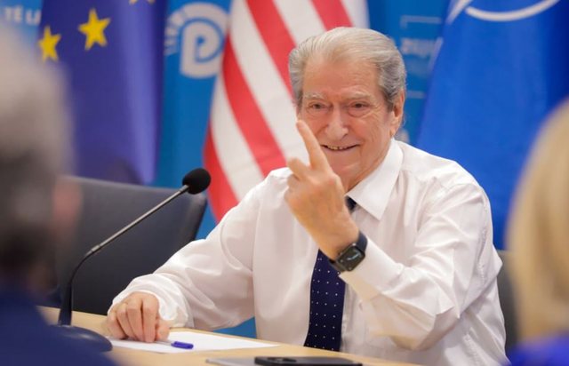 Berisha: Druhem se mafia shqiptare do ta shndërrojë Zvërnecin nga