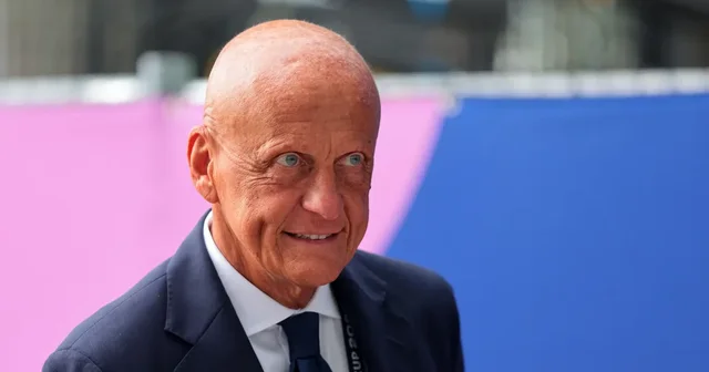 Collina mbron teknologjinë në futboll: Më mirë një