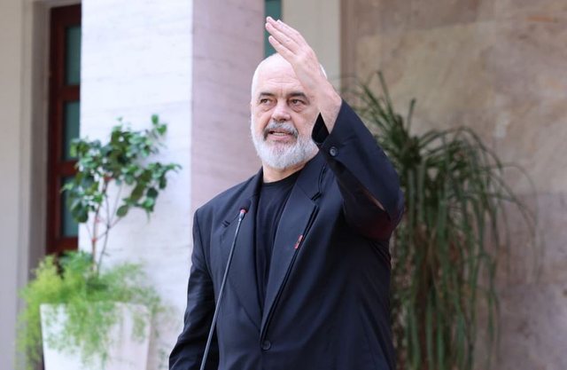 Edi Ramës nuk i pëlqejnë komentet, reagon pas takimit në