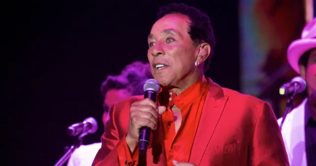 "Gruaja e tij dinte gjithçka"/ Smokey Robinson po