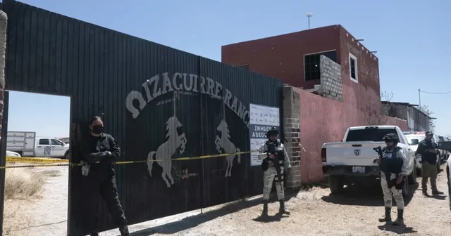 Dyshohet për lidhje me kartelet, arrestohet kryebashkiaku i Teuchitlan