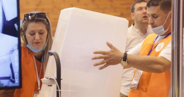 Numërohen 426 kuti votimi në Tiranë, PS kryeson me 49%, PD e