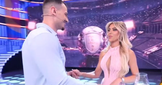 “TË DUA”/ A u ribashkuan? Mateo fton në kërcim