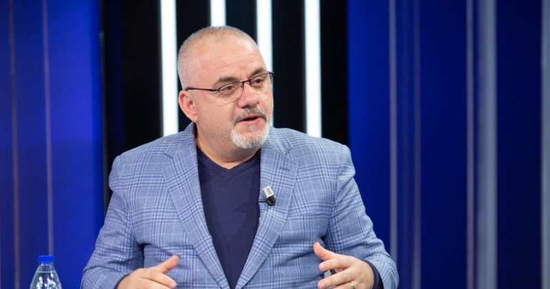Hoxha jep shifr&euml;n e bujshme: Vet&euml;m n&euml; vitin e zgjedhjeve u